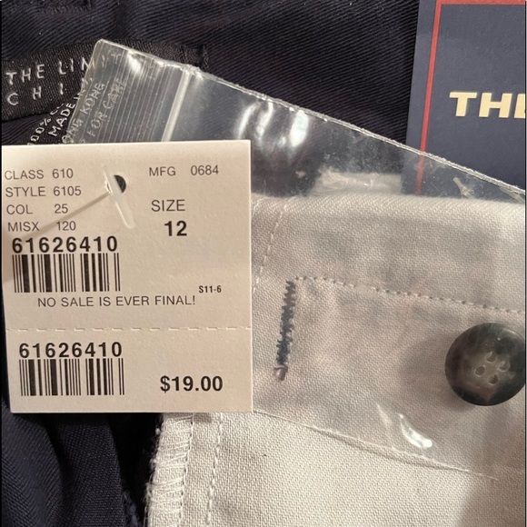 Women’s Basic Chino 5” inseam - Picture 3 of 4